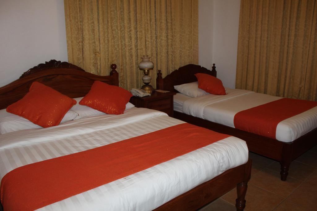Hotel Felicidad Vigan Exterior photo