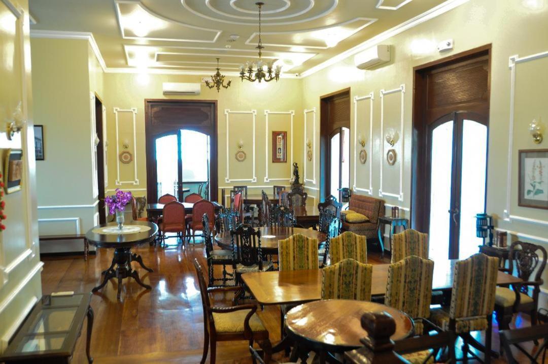 Hotel Felicidad Vigan Exterior photo